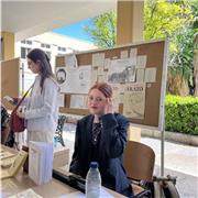 Clases de inglés A2/B1/B2 o de apoyo en verano por una estudiante de traducción. Para más información contactar